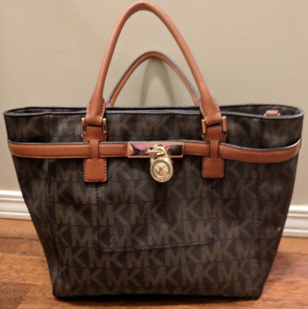 Michael Kors purse